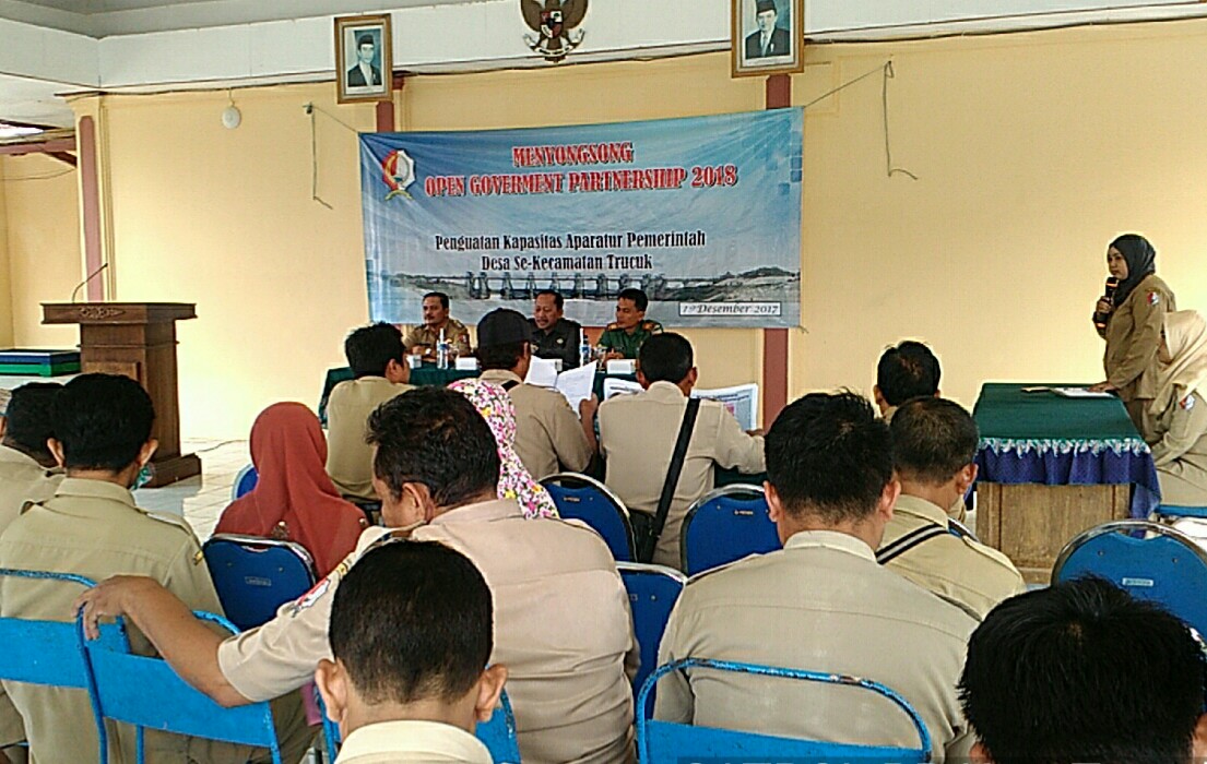 Penguatan Kapasitas Aparatu Pemerintah Desa Untuk Menyongsong“Open Goverment Partnership Tahun 2018