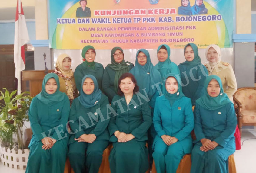 Pembinaan Administrasi  Kader TP-PKK Desa Kandangan