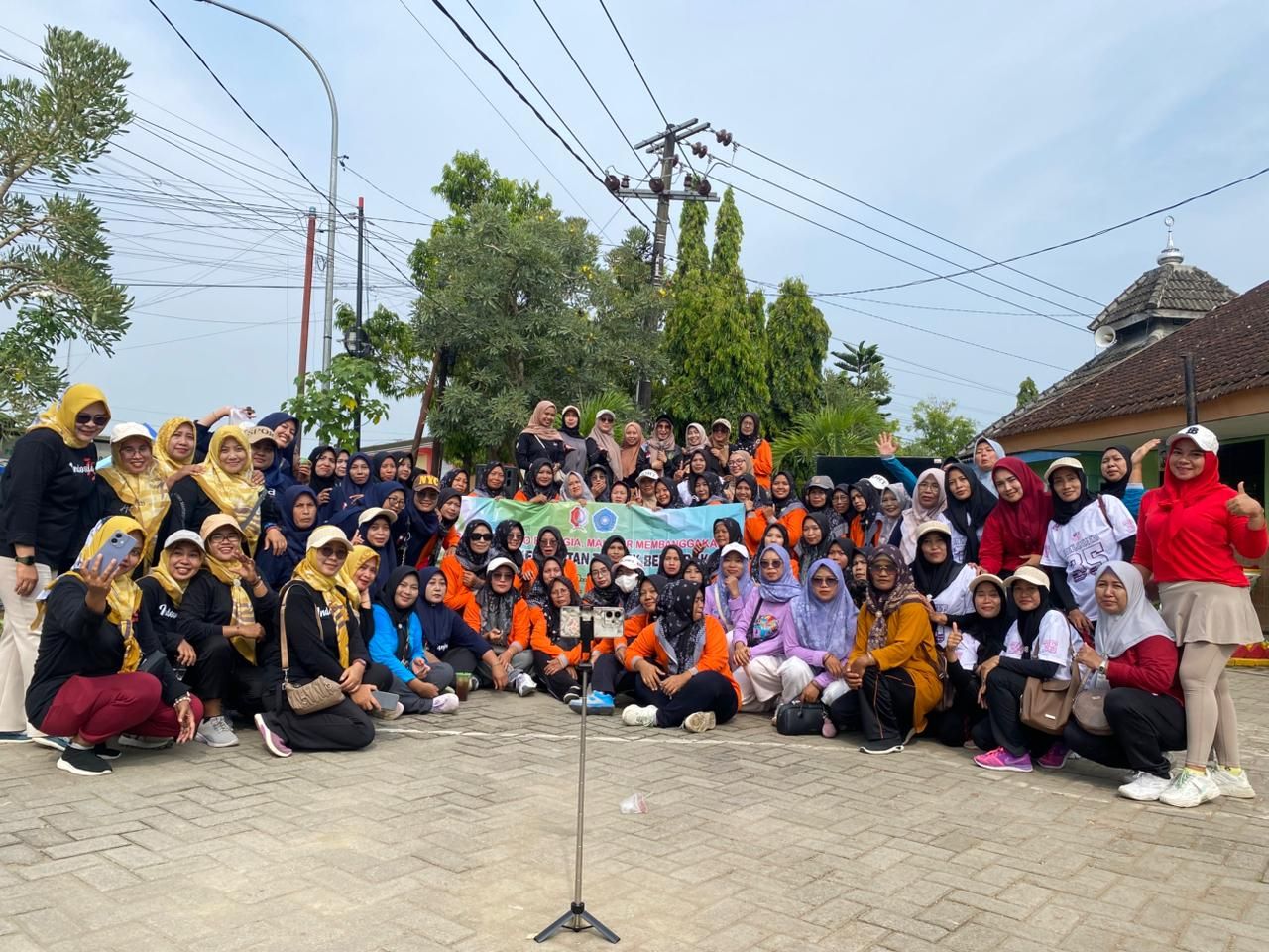 TP PKK Gelar Senam Anjangsana BMM