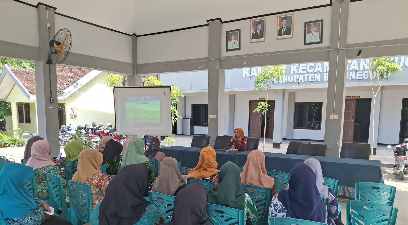 DP3AKB Tingkatkan Kapasitas Kader BKL dalam Pendampingan Lansia Berdaya di Trucuk