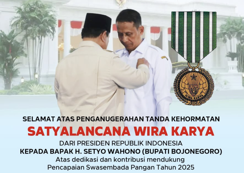 Bupati Bojonegoro Terima Penghargaan Satya Lencana Wirakarya Dari Presiden Republik Indonesia